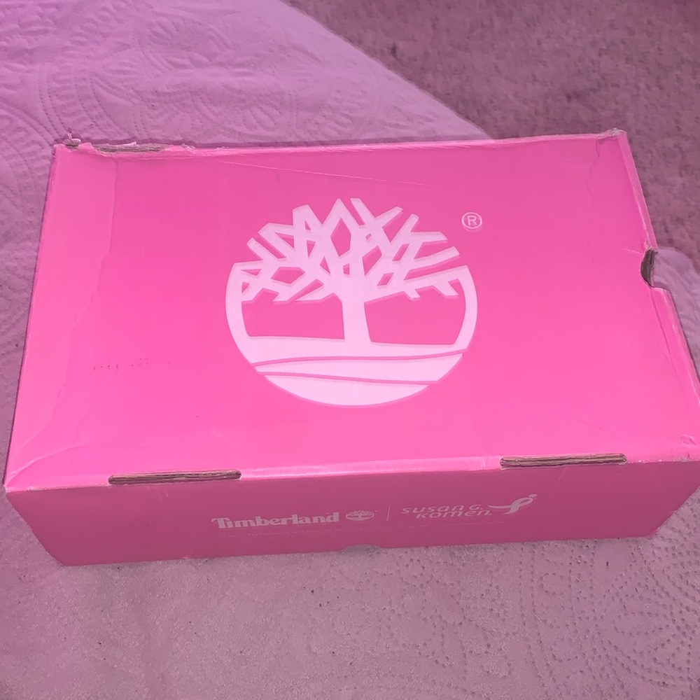 Timberland X susan g. komen. timbs